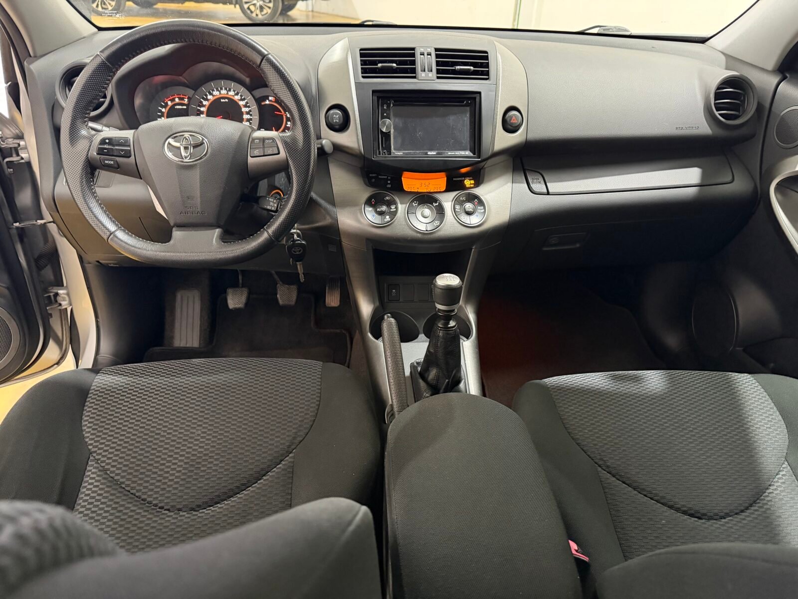 TOYOTA Rav4 2.2 D4D Advance 4x4