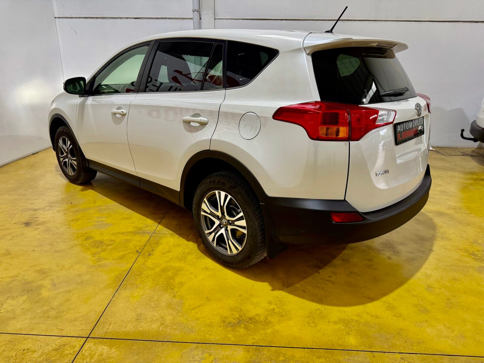 TOYOTA Rav4 Excutive