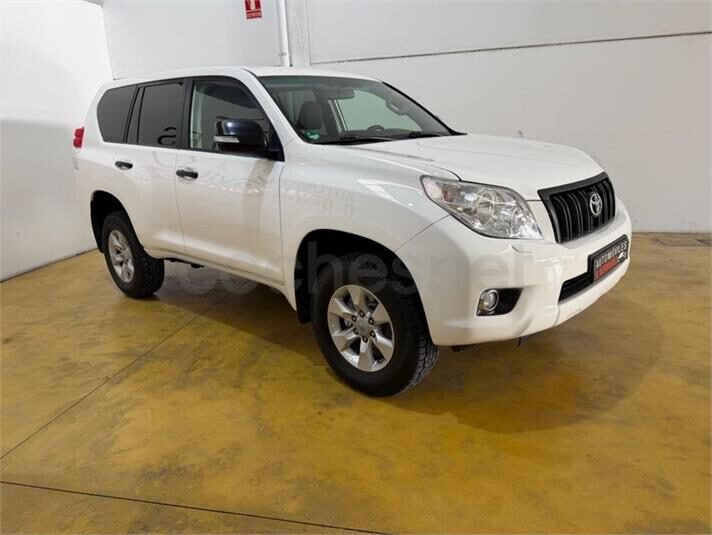 TOYOTA Land Cruiser 3.0 D4D NX