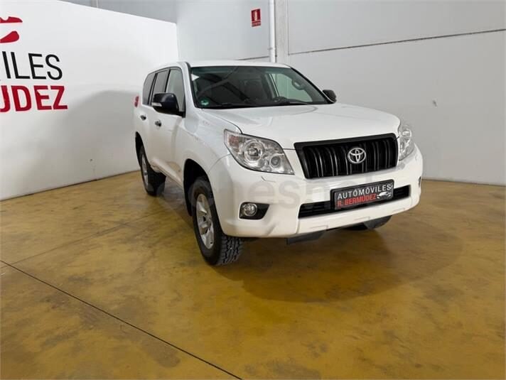 TOYOTA Land Cruiser 3.0 D4D NX