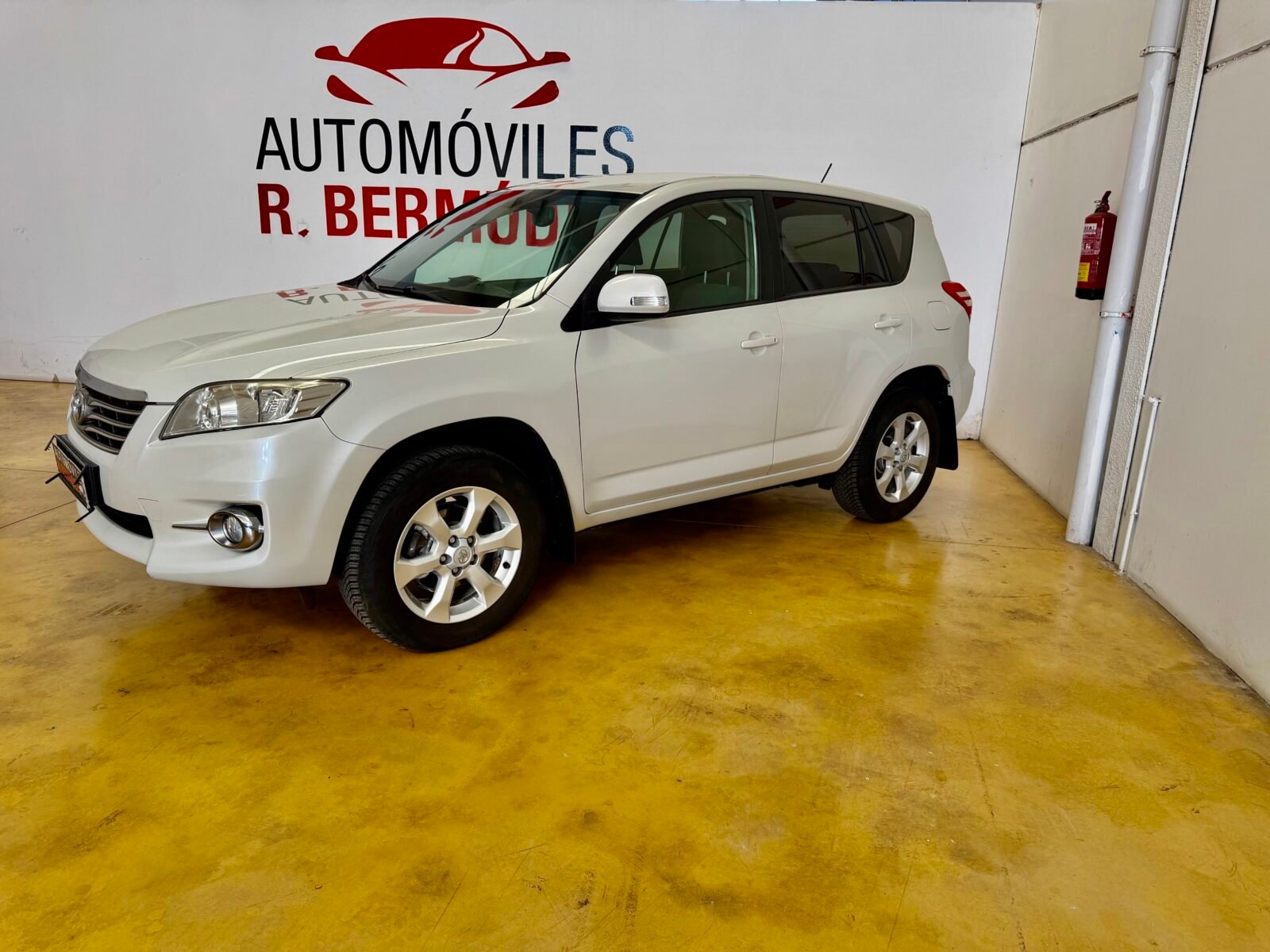 TOYOTA Rav4